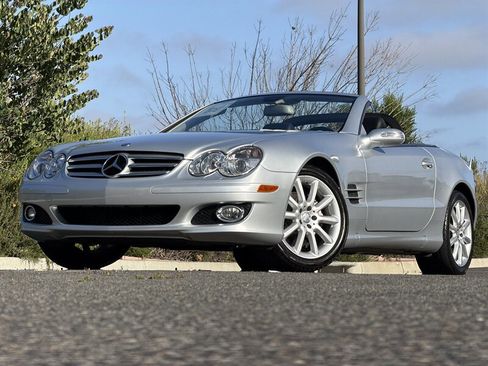 Used 2008 Mercedes-Benz SL 550 image 1