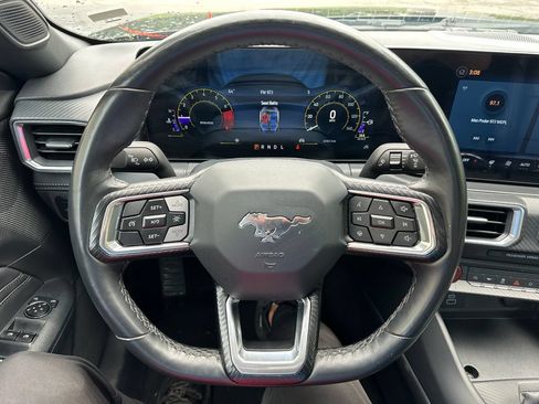 Used 2025 Ford Mustang Premium RWD image 2