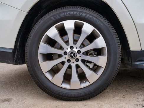 Used 2018 Mercedes-Benz GLS 450 4MATIC image 27