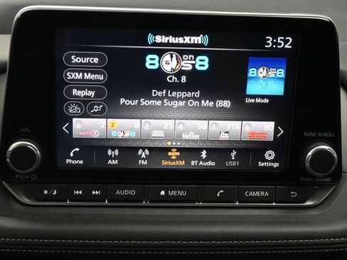 Certified 2025 Nissan Rogue SV AWD/4WD image 16