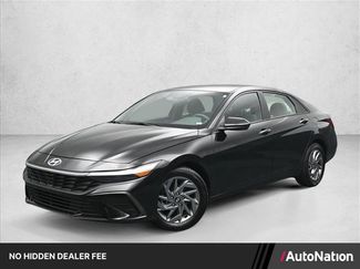 Used 2024 Hyundai Elantra SEL FWD video 1
