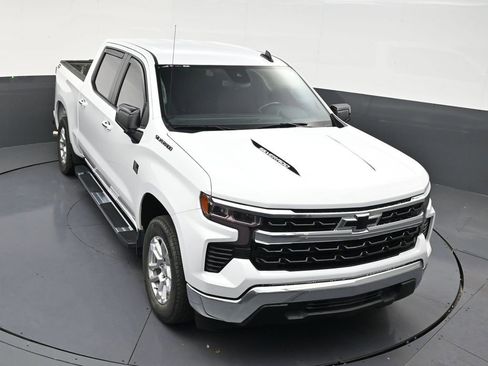 Used 2022 Chevrolet Silverado 1500 LT image 17