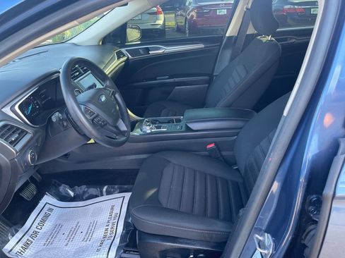 Used 2019 Ford Fusion SE FWD image 13