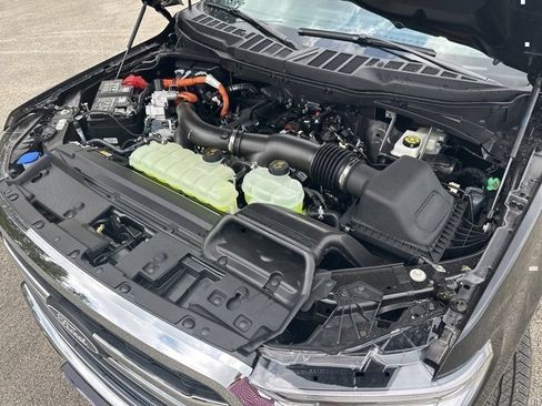 New 2025 Ford F150 Lariat w/ Equipment Group 501A Mid AWD/4WD image 17