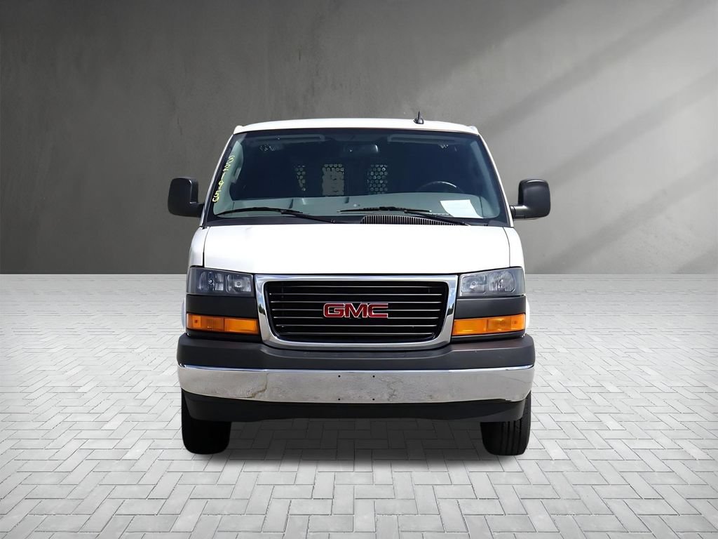 Used 2023 GMC Savana 2500 w/ Driver Convenience Package RWD image 2