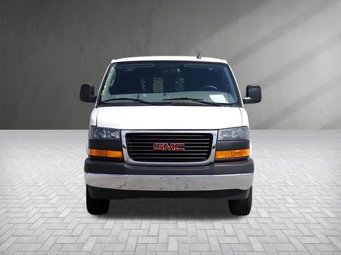 Used 2023 GMC Savana 2500 w/ Driver Convenience Package image 2