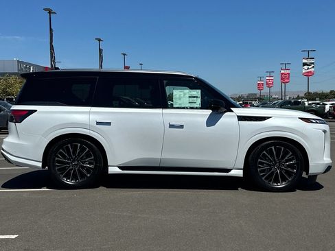 New 2027 INFINITI QX80 Autograph AWD/4WD image 3
