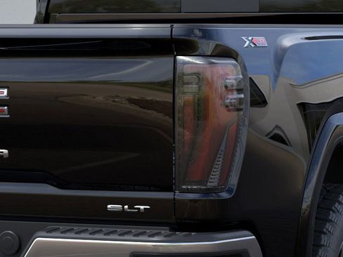 New 2026 GMC Sierra 3500 SLT w/ SLT Premium Package image 43