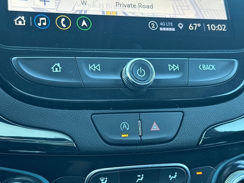 Used 2023 Chevrolet Equinox Premier FWD image 30