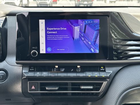 Certified 2025 Toyota Camry SE FWD image 24