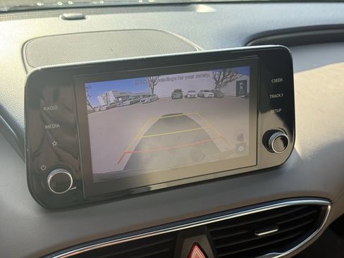 Used 2022 Hyundai Santa Fe SE image 12