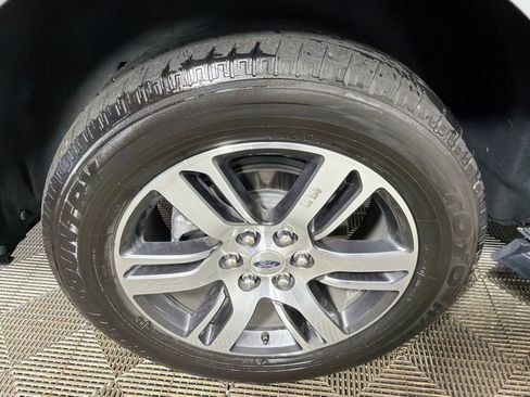 Used 2024 Ford Expedition Max Limited RWD image 19