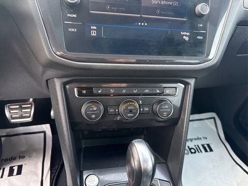 Used 2021 Volkswagen Tiguan SE R-Line image 37