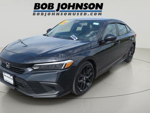 Used 2022 Honda Civic Sport image 5