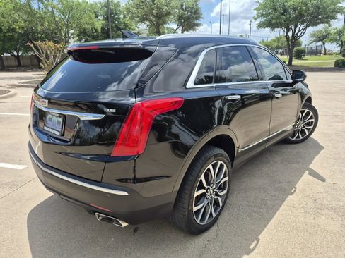Used 2017 Cadillac XT5 Luxury w/ Driver Awareness Package image 6