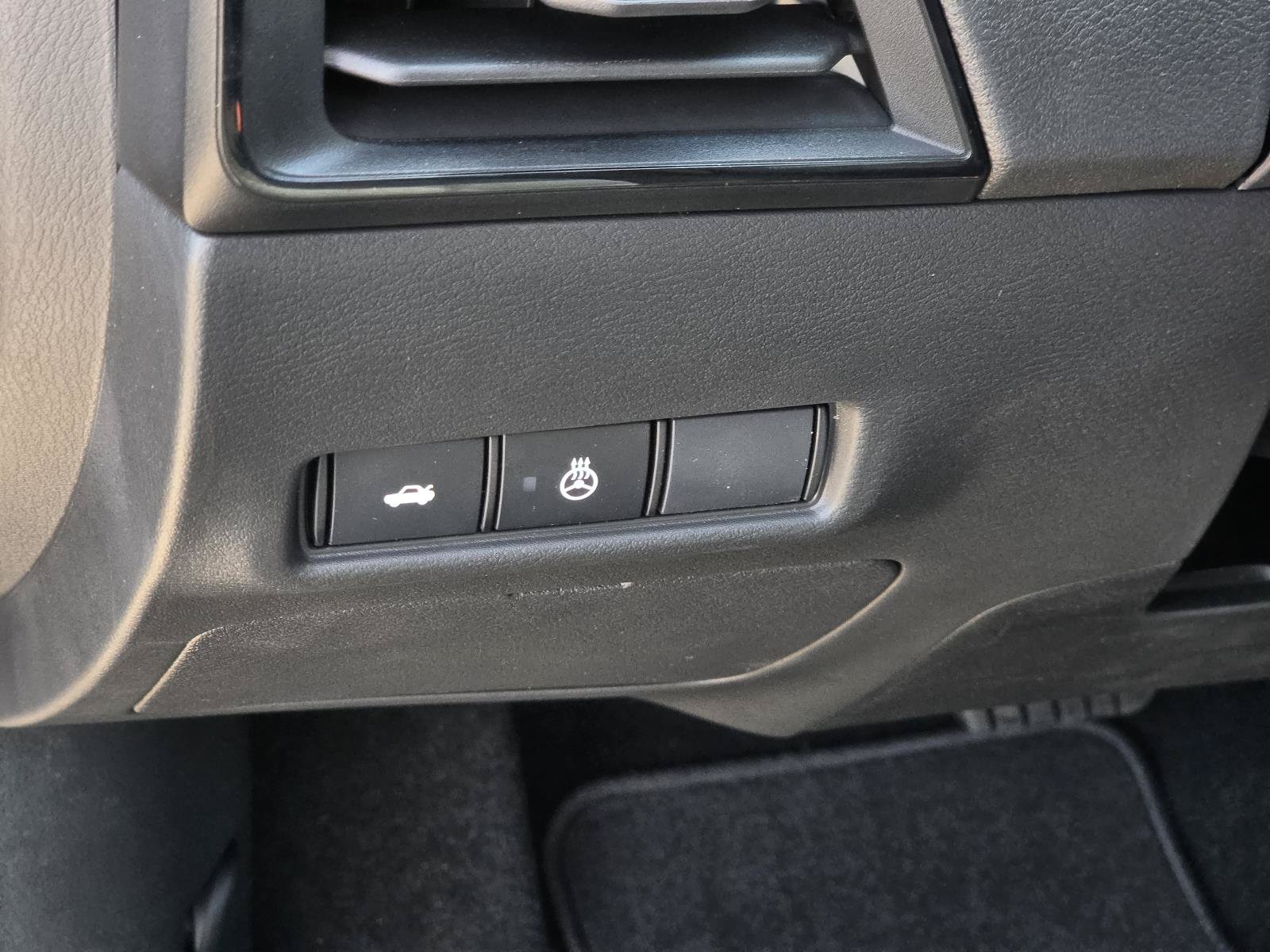 New 2027 Nissan Sentra SV FWD image 17