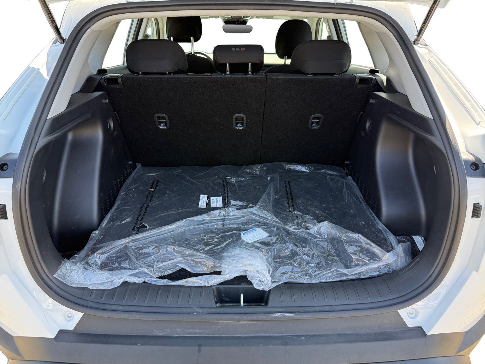 Certified 2026 Hyundai Kona SE FWD image 17