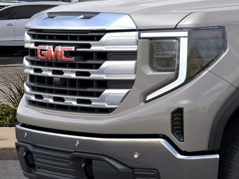 New 2026 GMC Sierra 1500 SLE w/ Preferred Package RWD image 13