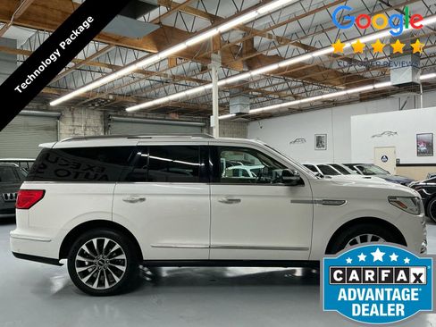 Used 2018 Lincoln Navigator Select w/ Technology Package RWD image 4