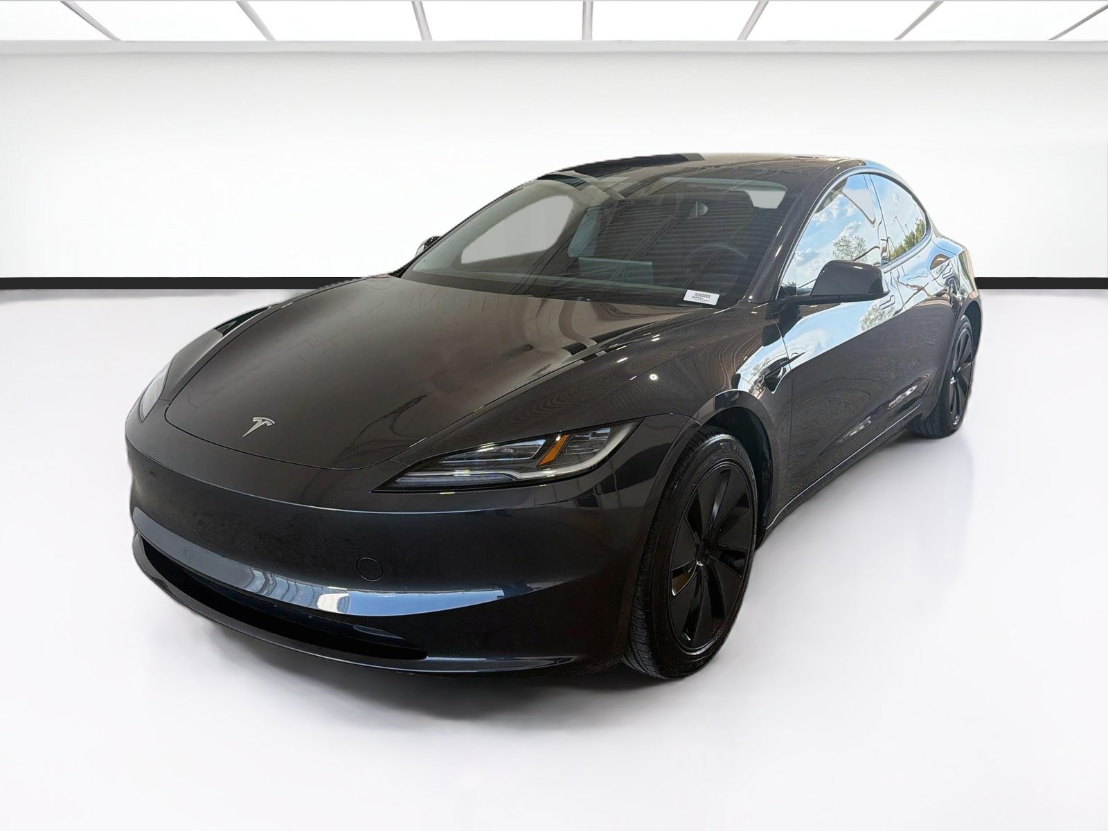 Used 2025 Tesla Model 3 RWD image 1