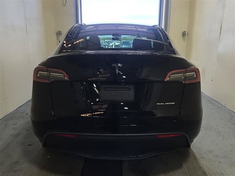 Used 2023 Tesla Model Y Long Range AWD/4WD image 6