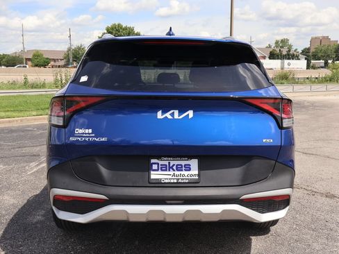 Used 2025 Kia Sportage EX AWD/4WD image 6