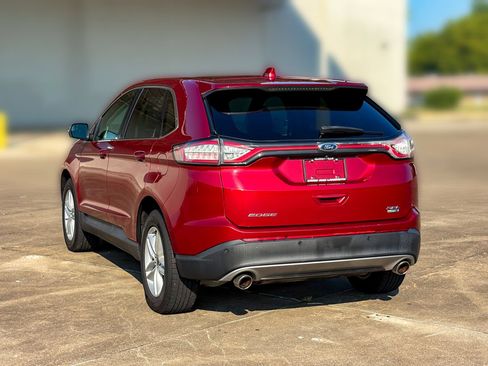 Used 2018 Ford Edge SEL w/ Equipment Group 201A AWD/4WD image 8
