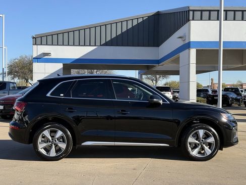 Used 2024 Audi Q5 2.0T Premium Plus image 3