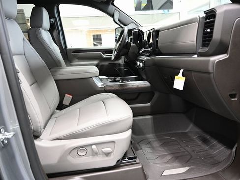 New 2026 GMC Sierra 2500 SLT w/ SLT Premium Package image 13