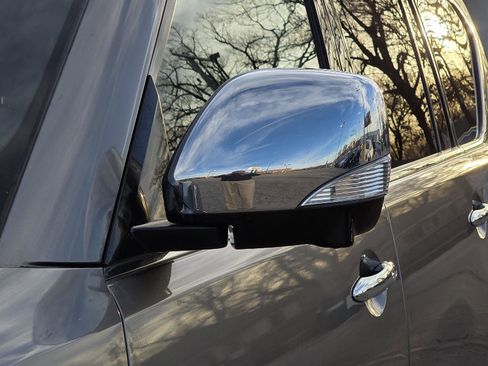 Used 2019 Nissan Armada SL w/ Premium Package image 43