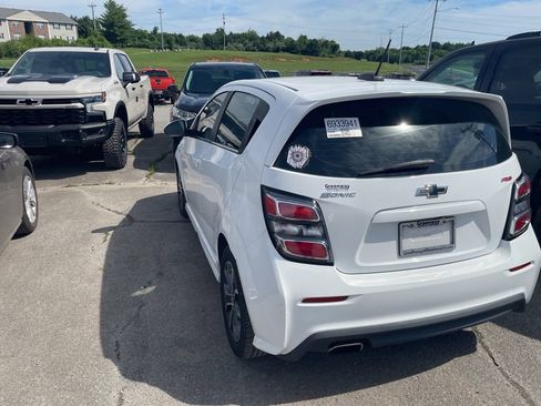 Used 2020 Chevrolet Sonic LT w/ Convenience Package FWD image 5