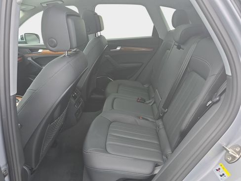 Certified 2023 Audi Q5 2.0T Premium w/ Convenience Package AWD/4WD image 25