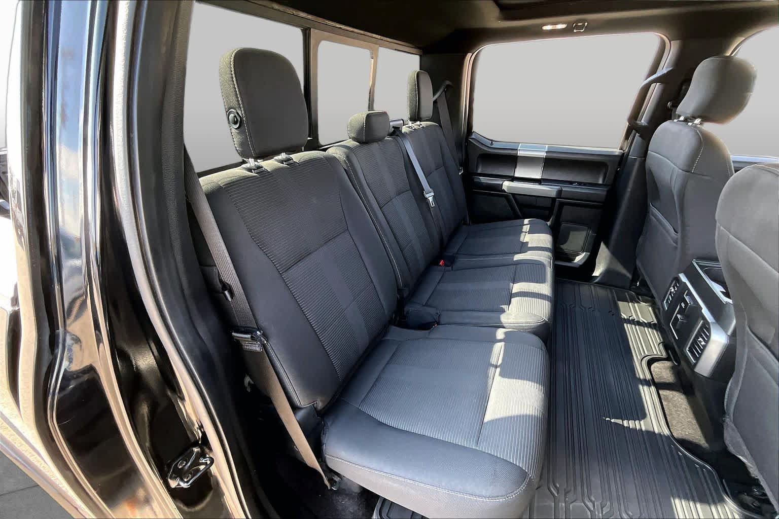 Used 2016 Ford F150 XLT w/ Equipment Group 302A Luxury RWD image 18