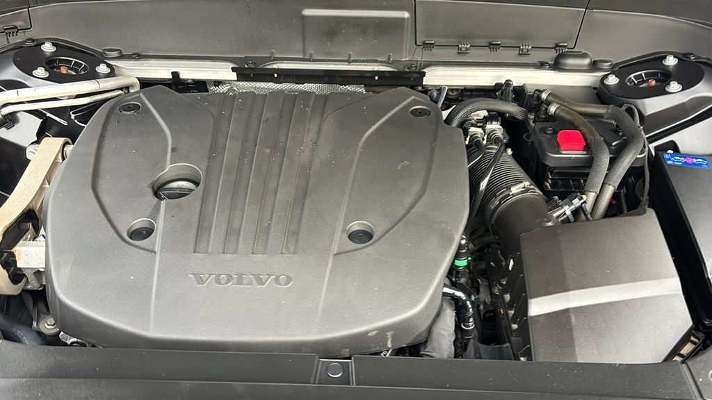 Certified 2024 Volvo XC90 B5 Core w/ Climate Package AWD/4WD image 31