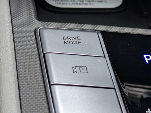 New 2026 Hyundai Elantra SEL Sport FWD image 23