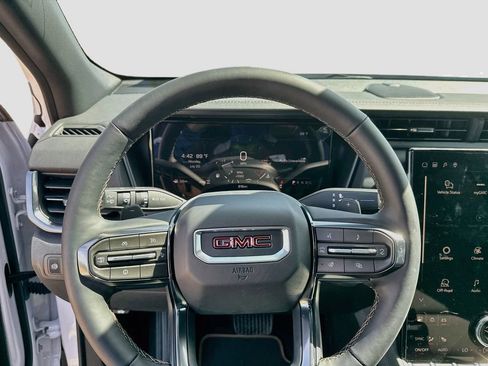 Used 2027 GMC Terrain AT4 w/ Technology Package II AWD/4WD image 13