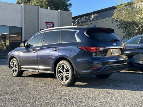 Certified 2019 INFINITI QX60 Luxe w/ Essential Package image 4