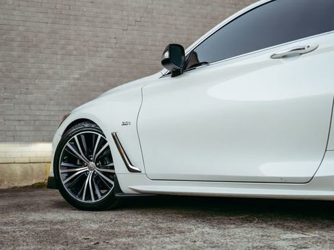 Used 2017 INFINITI Q60 3.0t w/ Cargo Package image 29