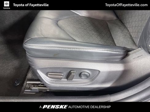 Used 2018 Toyota Camry XSE w/ Driver Assist Package image 22