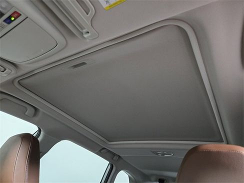 Used 2023 Subaru Forester Touring image 10