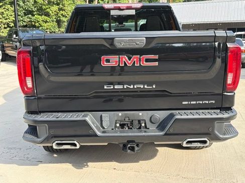 Used 2021 GMC Sierra 1500 Denali w/ Denali Ultimate Package AWD/4WD image 8