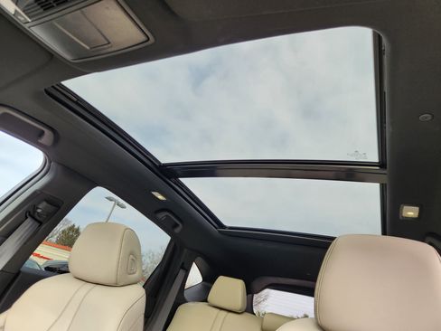 Certified 2025 Acura RDX SH-AWD image 15