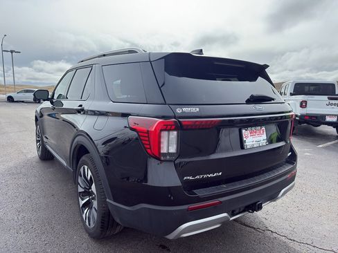 Used 2025 Ford Explorer Platinum w/ LUX Leather Package image 7