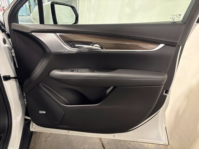 Used 2023 Cadillac XT5 Sportv w/ Platinum Package AWD/4WD image 49