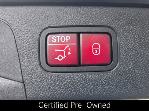 Certified 2022 Mercedes-Benz GLC 300 4MATIC image 37
