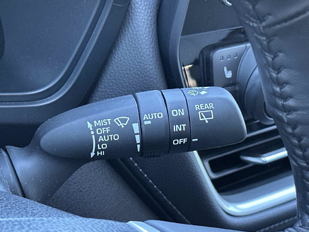 Used 2024 Toyota Grand Highlander FWD image 32