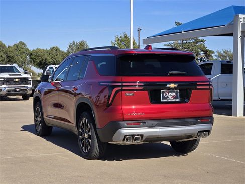 New 2026 Chevrolet Traverse LT w/ Sun and Wheel Package image 3