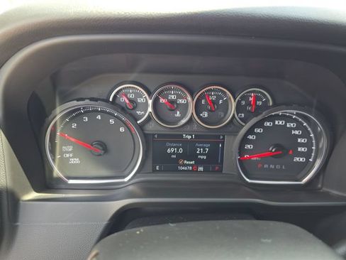 Used 2021 Chevrolet Silverado 1500 RST w/ Z71 Off-Road Package AWD/4WD image 27