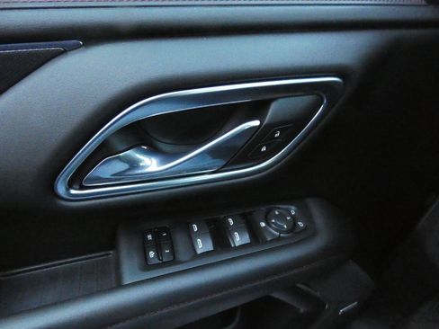 Used 2021 Chevrolet Tahoe RST w/ Rear Media and Nav Package image 21