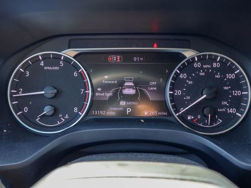 Certified 2026 Nissan Rogue SV FWD image 11